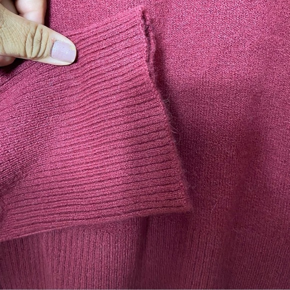 Merino wool/alpaca/acrylic blend tneck sweater in merlot J Crew - Picture 8 of 9